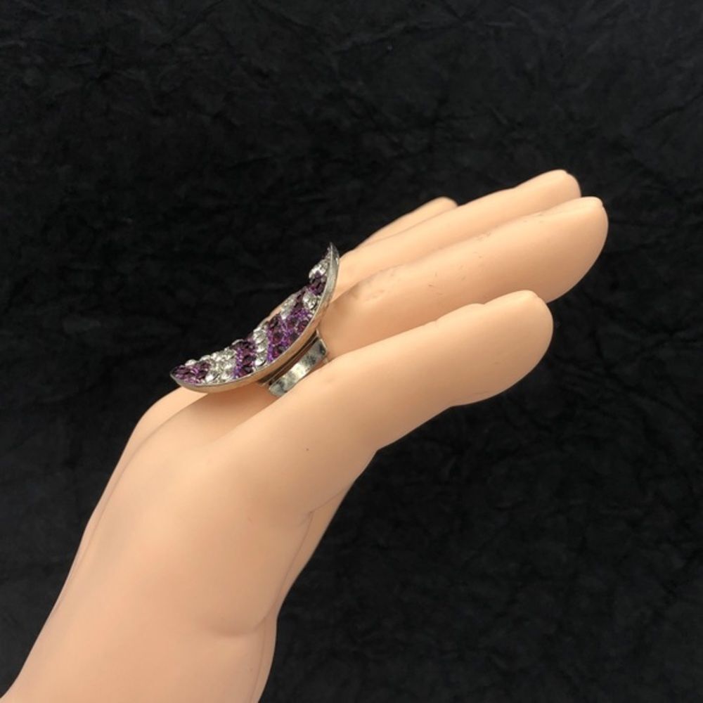Zebra Purple Rhinestone Statement Cocktail Stretch Ring - Picture 2 of 3